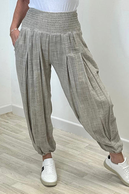 Beautifully Crafted Pants in a Classic Style