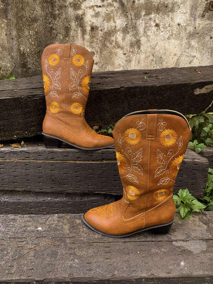 Gracefully Styled Boots for Any Occasion