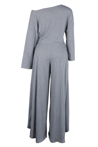 Effortlessly Elegant Garment with a Timeless Design