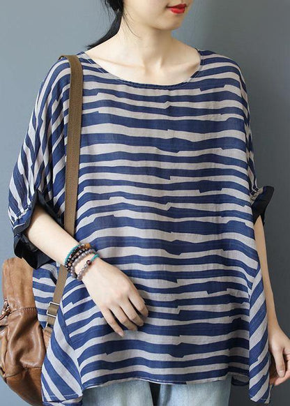 Well Tailored Blouse with a Graceful Silhouette