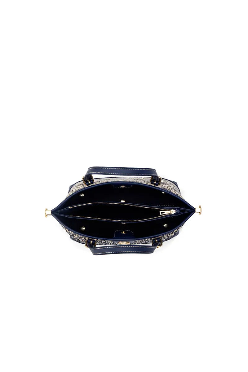 Beautifully Finished Top in a Timeless Design