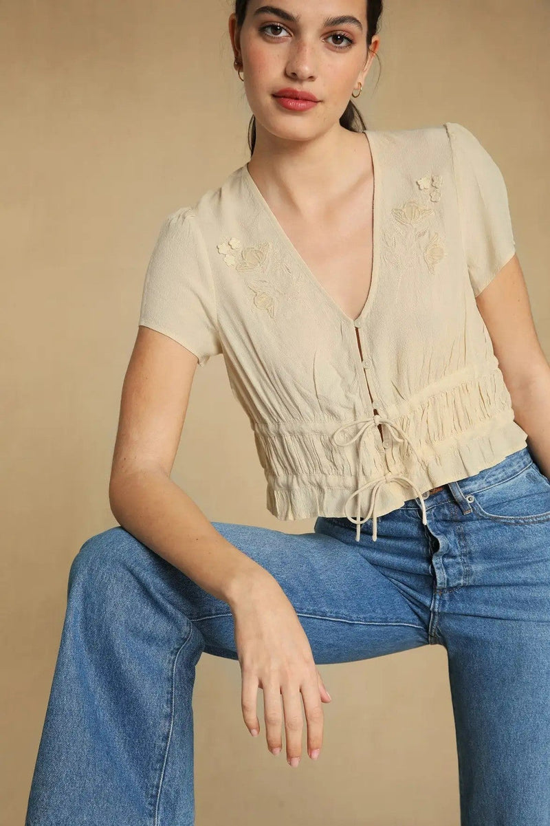 Polished Blouse with an Effortless Classic Look