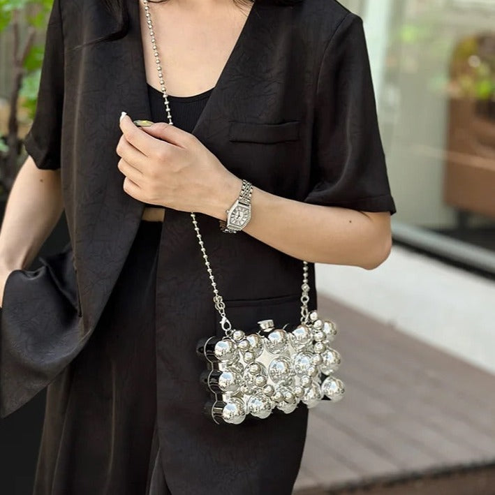Beautifully Finished Bag in a Timeless Design