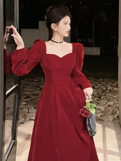 Polished Dress with an Effortless Classic Look