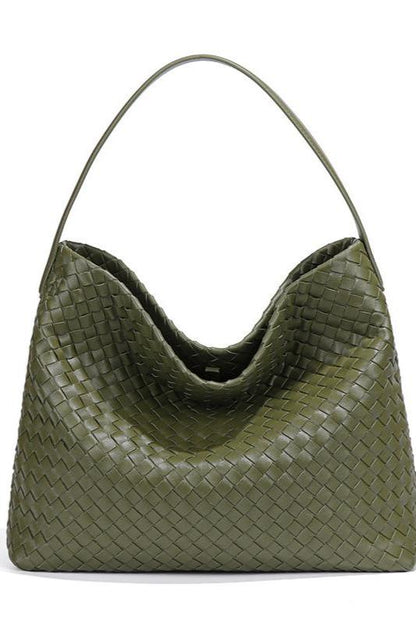 Beautifully Finished Bag in a Timeless Design