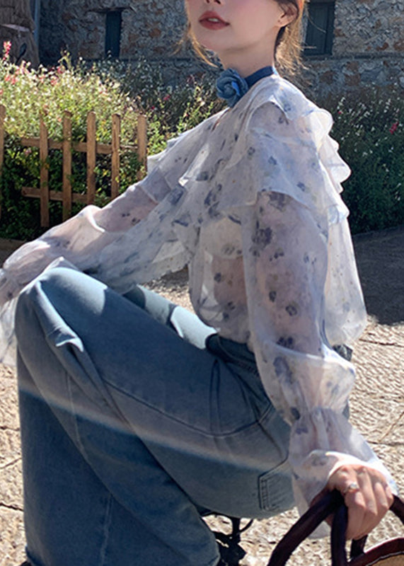 Classic Vintage Shirt with a Flattering Fit