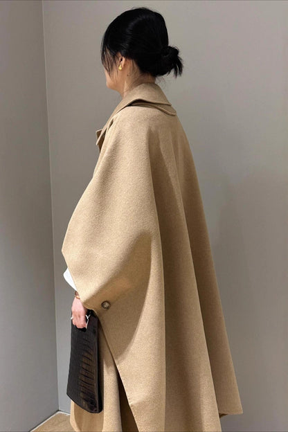Elegantly Styled Coat for Everyday Wear