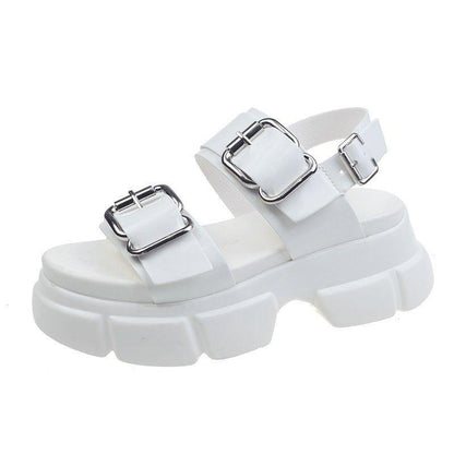 Classic Vintage Sandals with a Flattering Fit