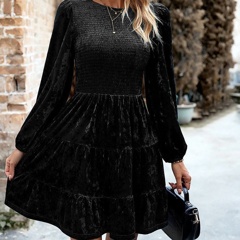 Gracefully Styled Dress for Any Occasion