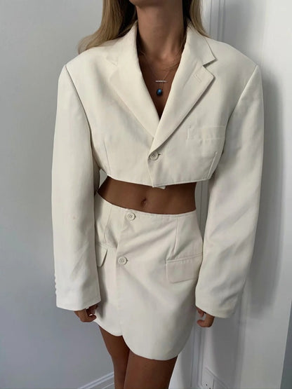 Beautifully Finished Garment in a Timeless Design