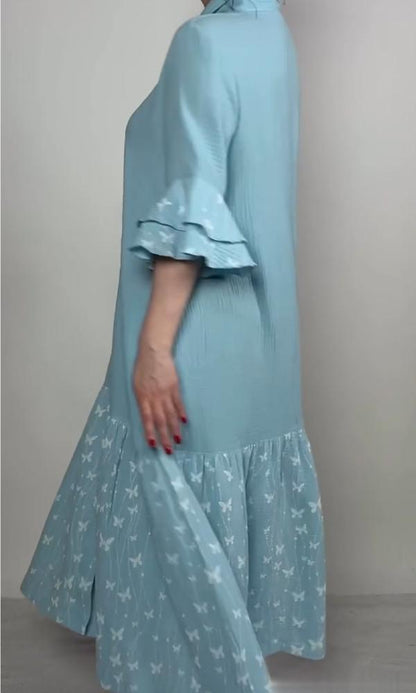 Beautifully Finished Dress in a Timeless Design