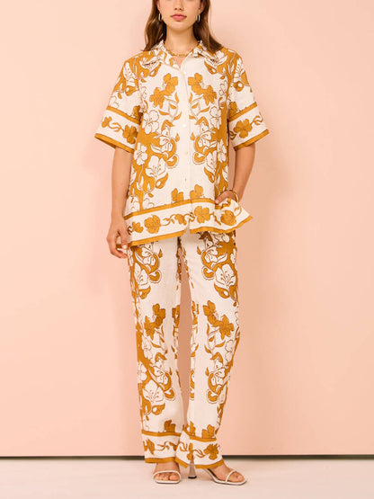 Sophisticated Pants with a Clean Classic Look