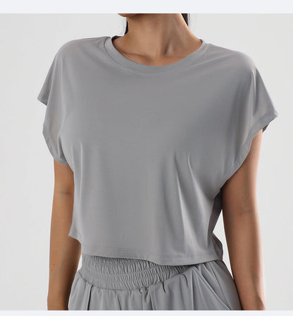 Well Tailored Shirt with a Graceful Silhouette