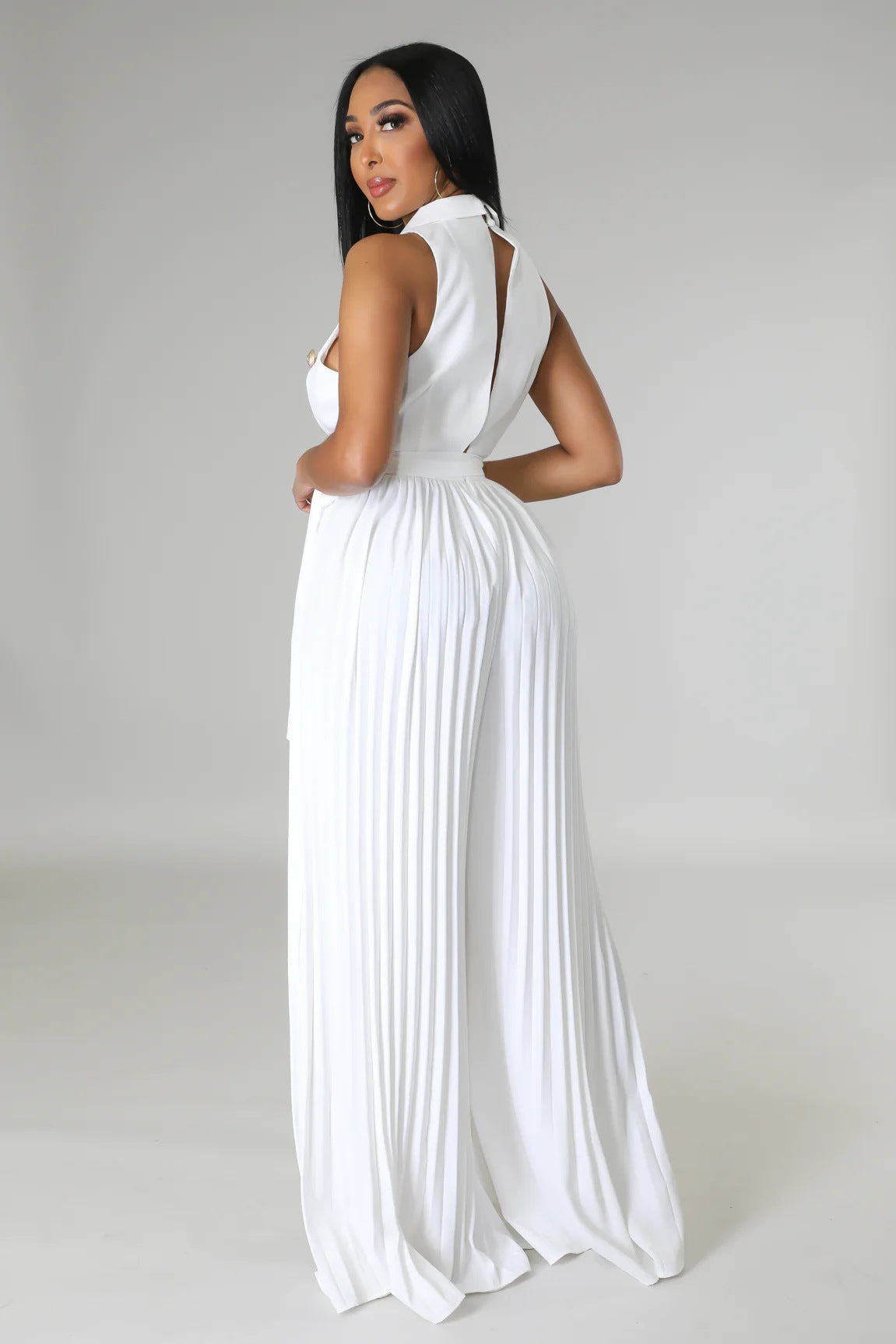 Beautifully Finished Garment in a Timeless Design