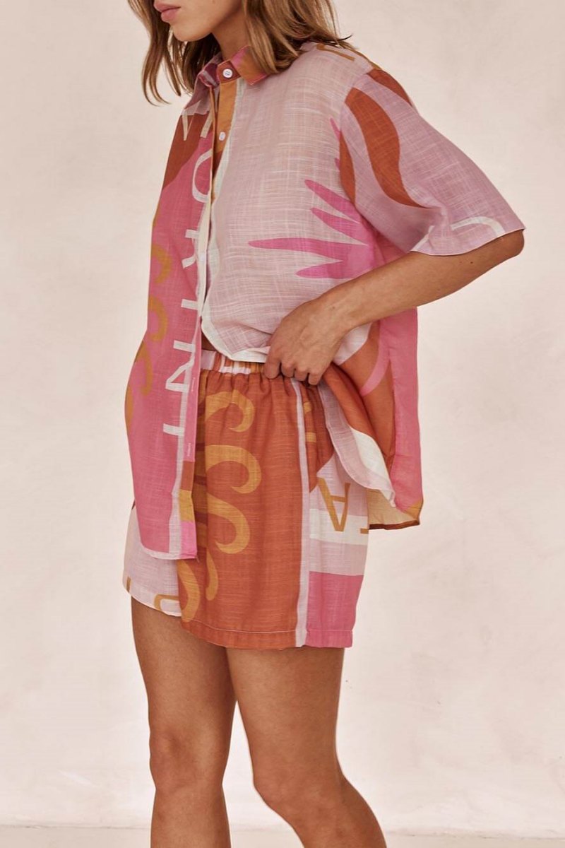 Classic Vintage & Enduringly Stylish Shirt