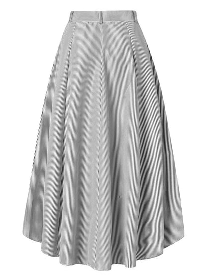 Gracefully Styled Garment for Any Occasion