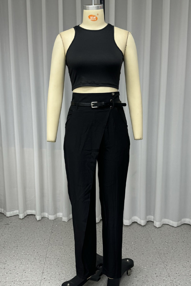 Effortlessly Elegant Garment with a Timeless Design