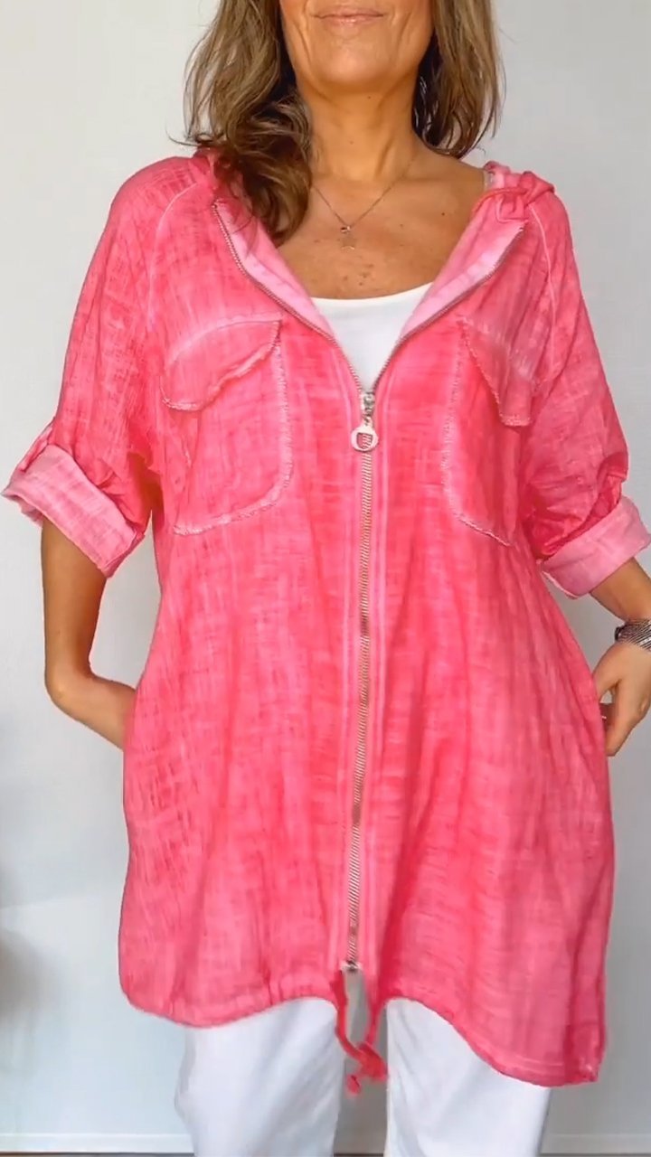 Effortlessly Elegant Top with a Timeless Design