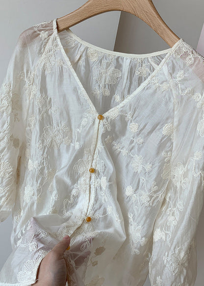 A Vintage Style Top with Delicate Timeless Details
