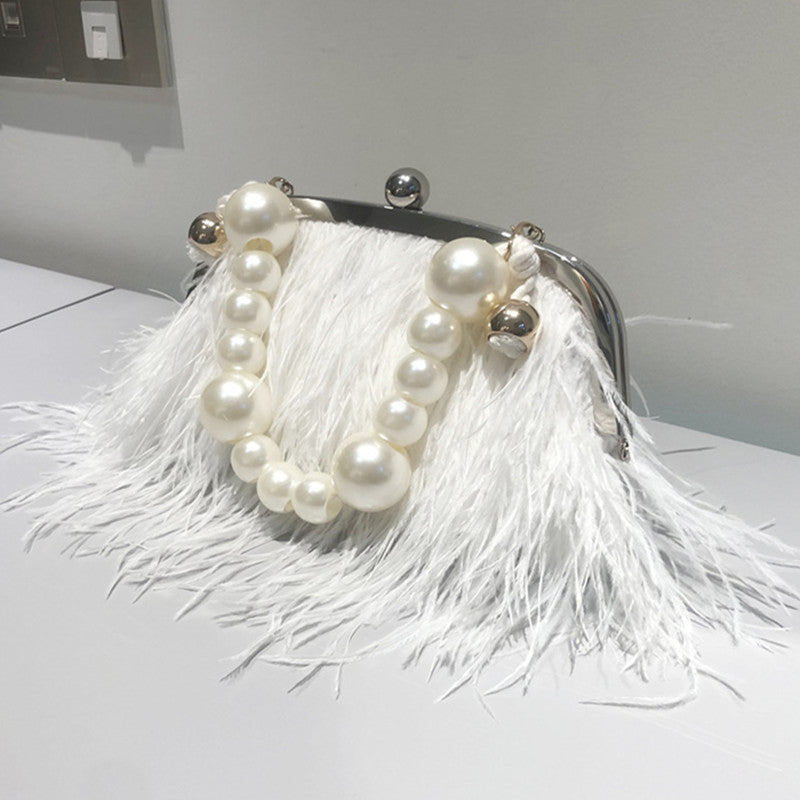 Effortlessly Elegant Bag with a Timeless Design