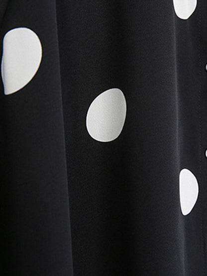 Beautifully Finished Blouse in a Timeless Design