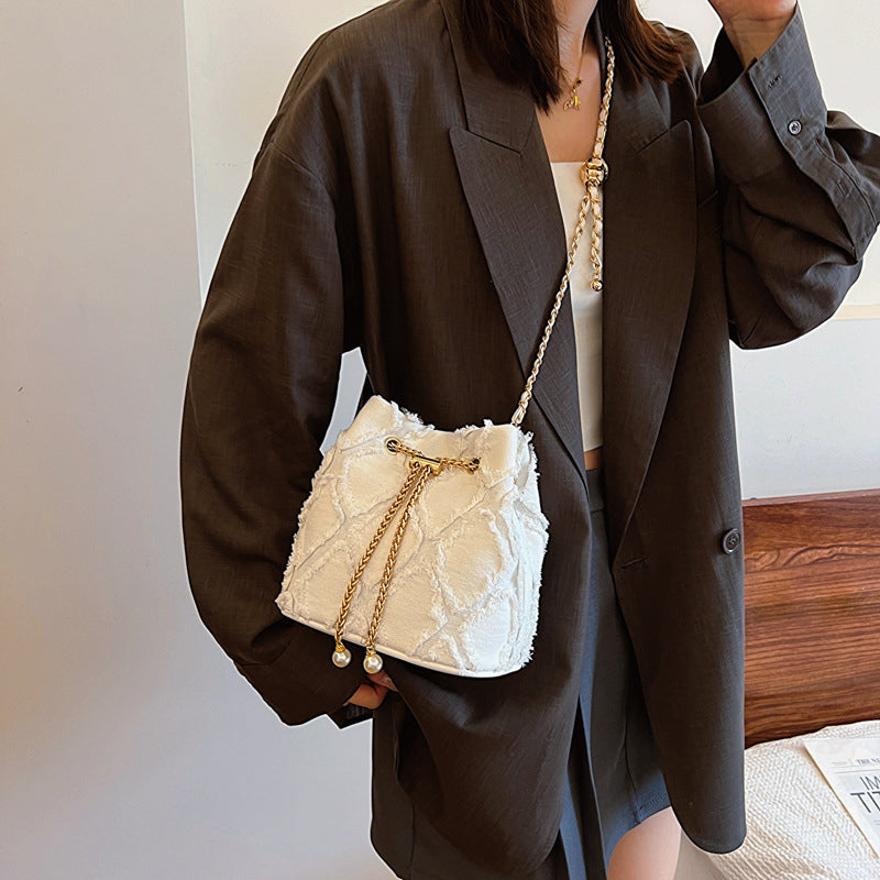 Classic Vintage Bag with a Flattering Fit