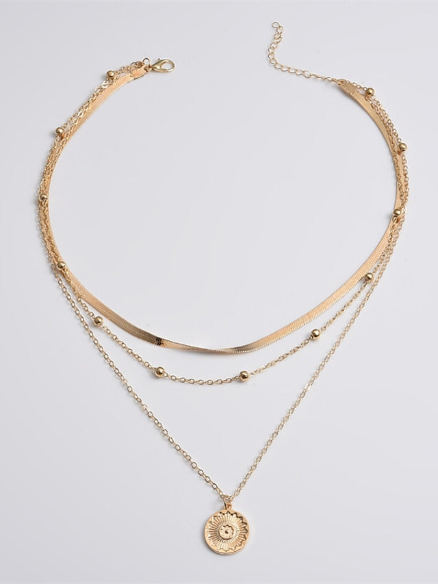 Sophisticated Garment with a Clean Classic Look