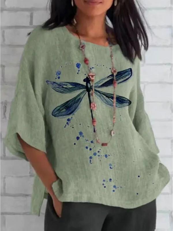 Well Tailored Top with a Graceful Silhouette