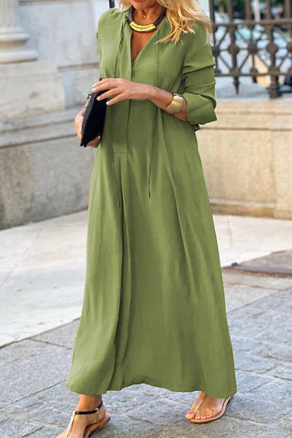 Well Tailored Dress with a Graceful Silhouette