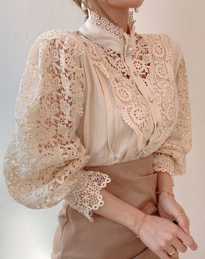 Sophisticated Blouse with a Clean Classic Look