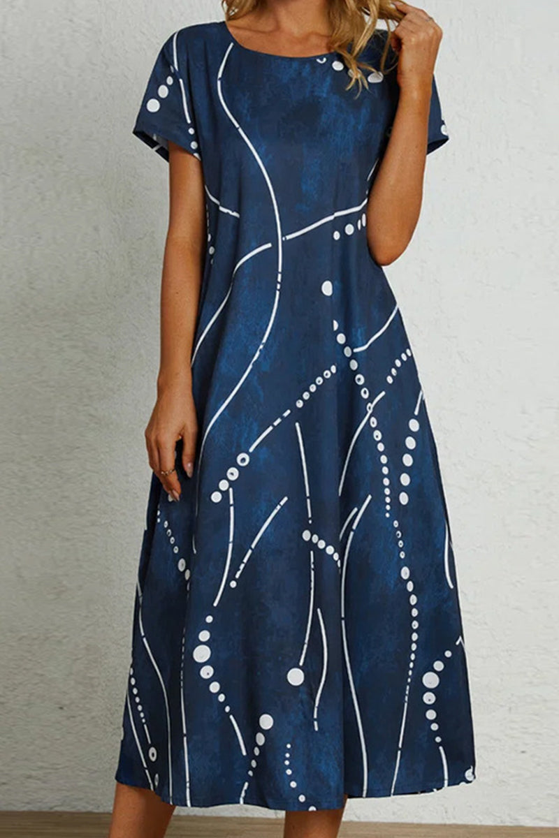 Gracefully Styled Dress for Any Occasion
