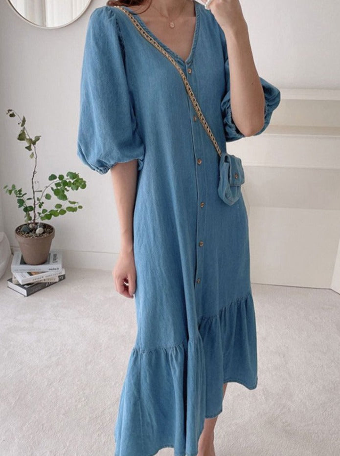A Vintage Style Dress with Delicate Timeless Details