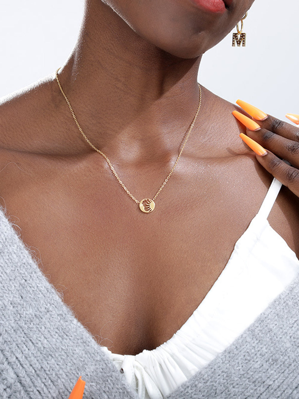 Beautifully Finished Garment in a Timeless Design