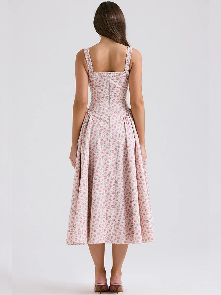Classic Vintage & Enduringly Stylish Dress