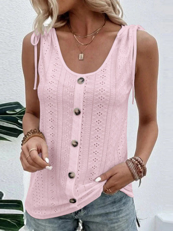 Polished Top with an Effortless Classic Look