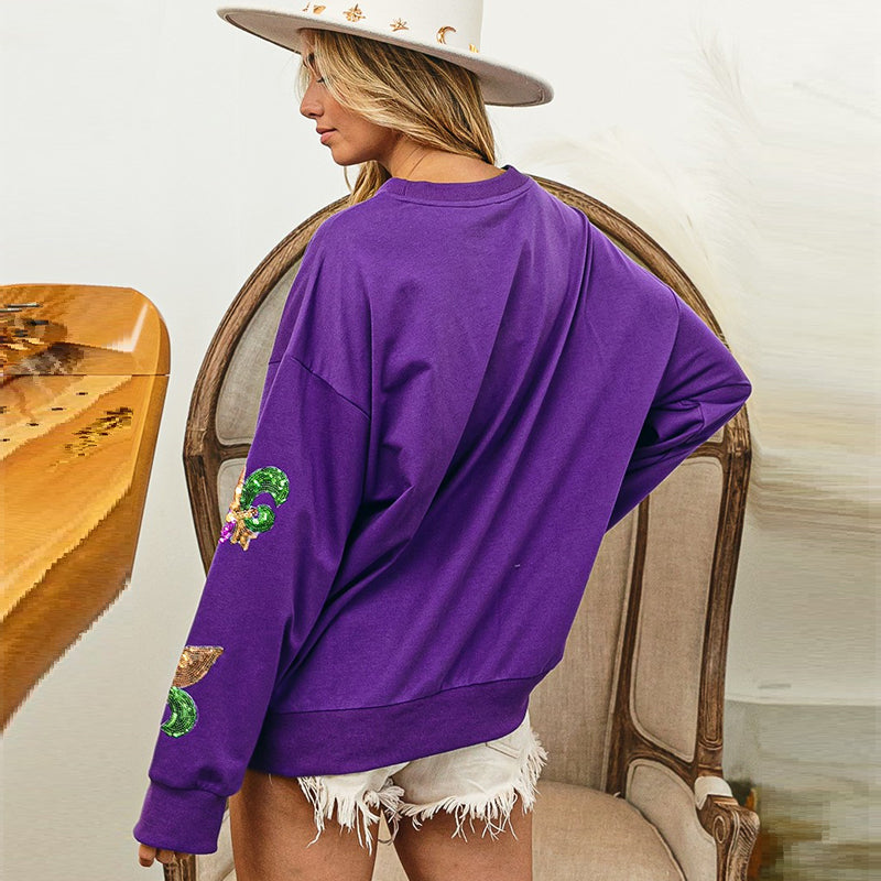 Classic Vintage Sweater with a Flattering Fit