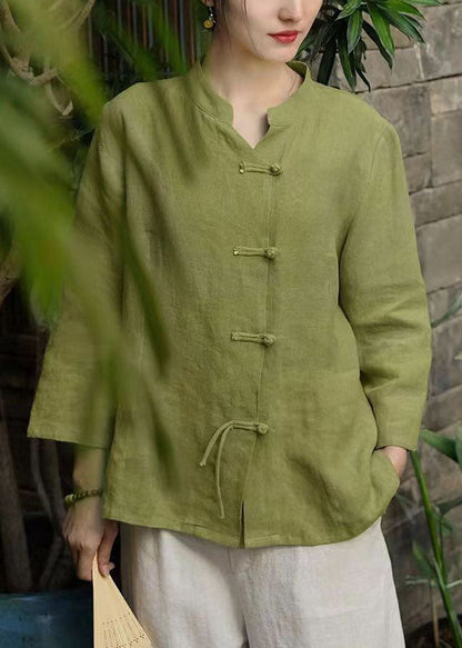 Beautifully Finished Coat in a Timeless Design