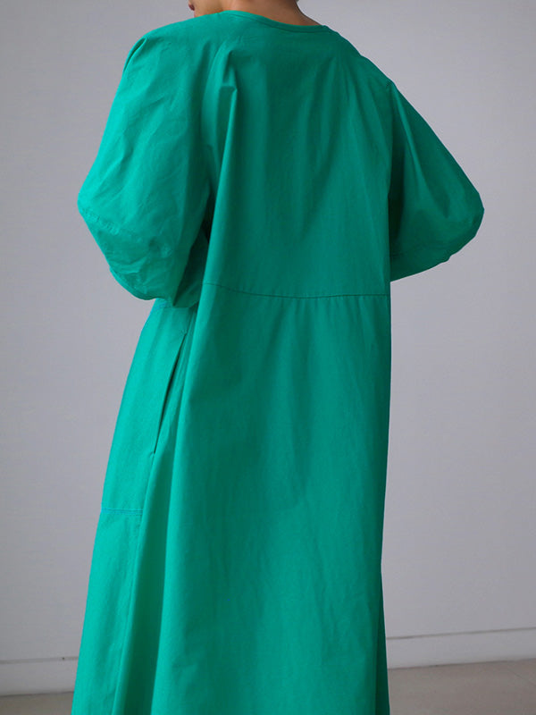 Beautifully Crafted Dress in a Classic Style