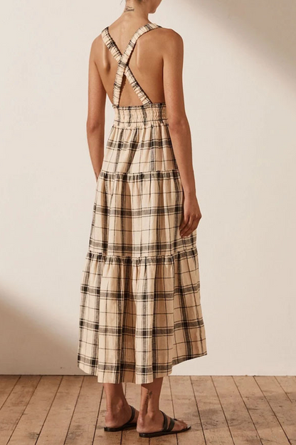 Classic Vintage Dress with a Flattering Fit