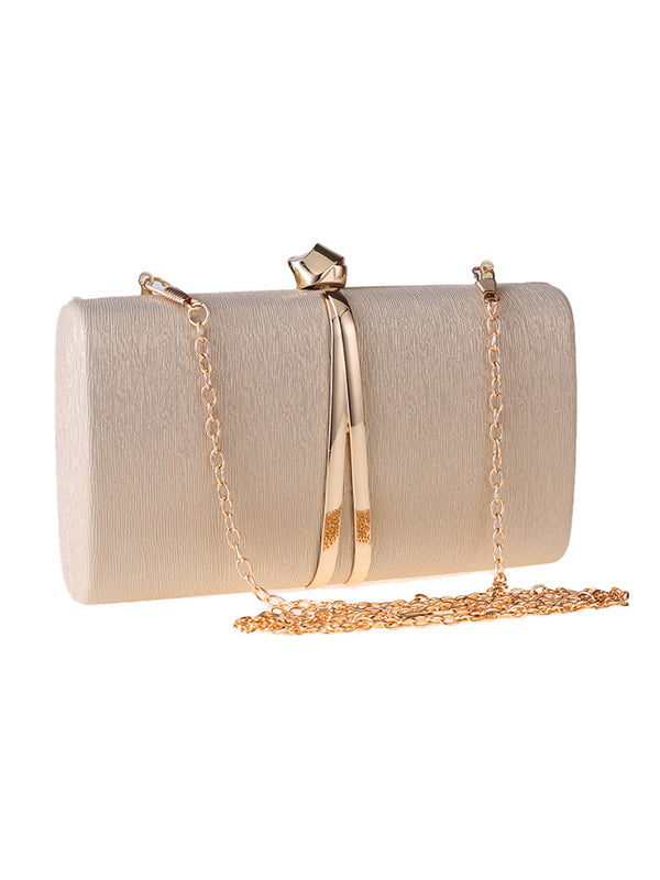 Sophisticated Bag with a Clean Classic Look