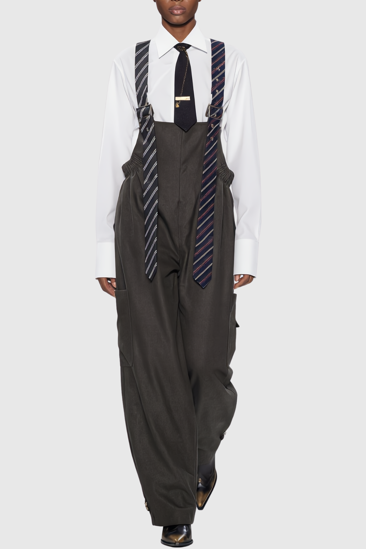 Gracefully Styled Garment for Any Occasion