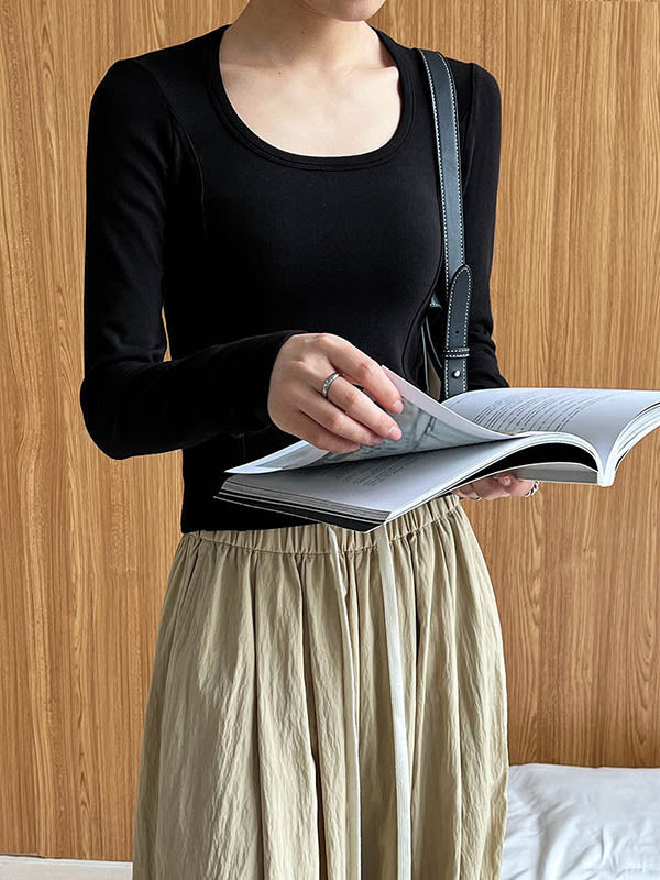 Well Tailored T-Shirt with a Graceful Silhouette
