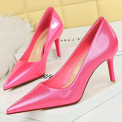 Classic Vintage Heels with a Flattering Fit