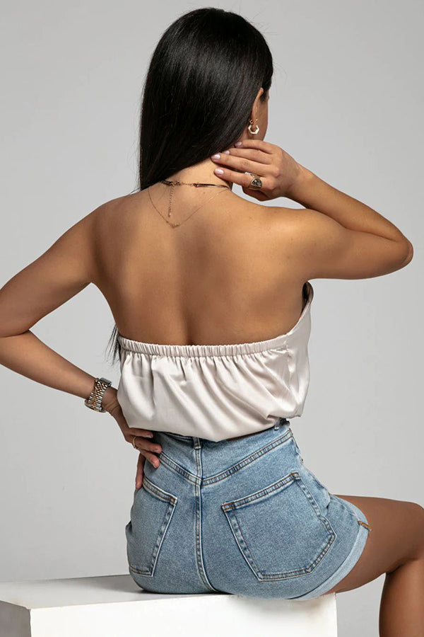 Beautifully Finished Top in a Timeless Design