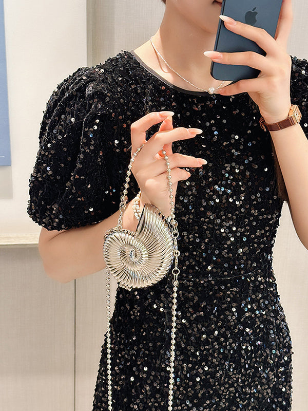 Gracefully Styled Bag for Any Occasion