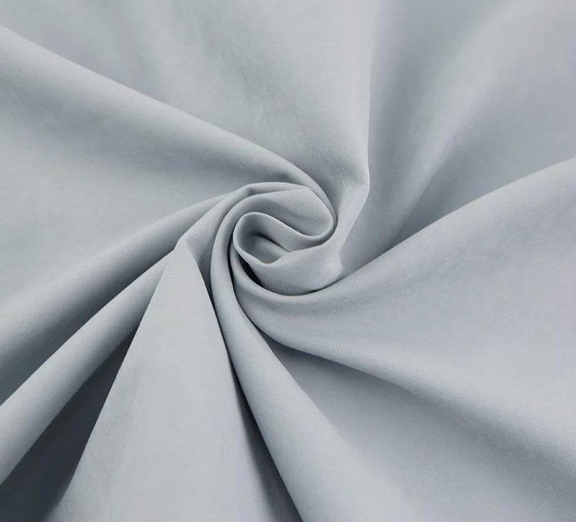 Effortlessly Elegant Blouse with a Timeless Design