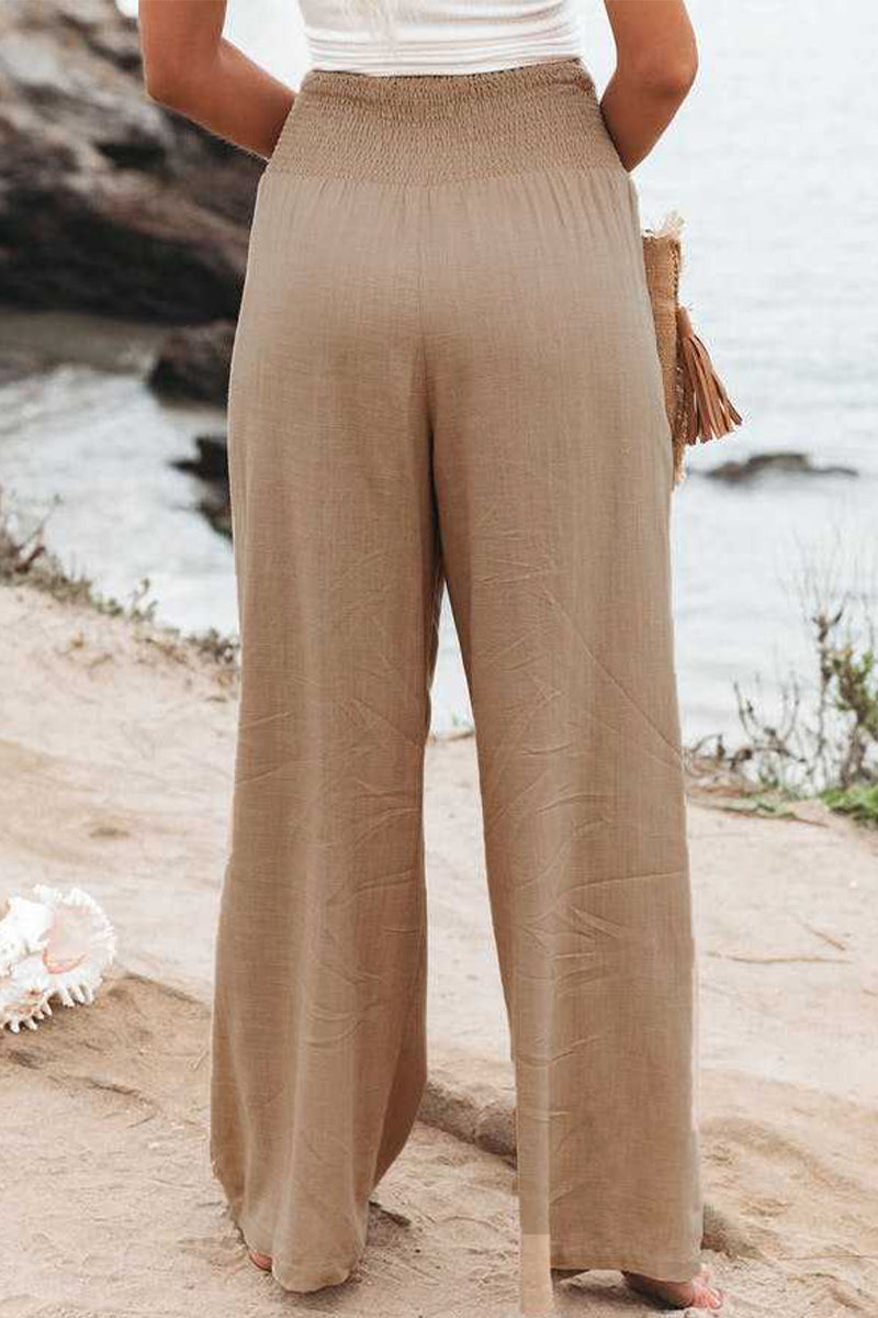 Effortlessly Elegant Garment with a Timeless Design