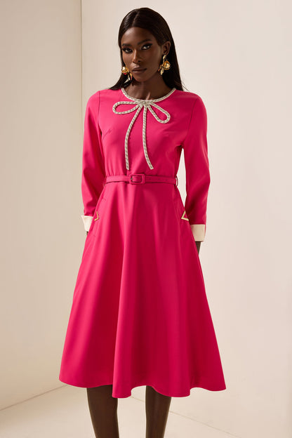 Well Tailored Dress with a Graceful Silhouette
