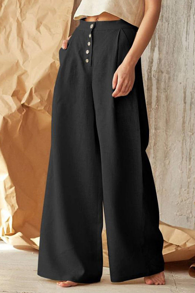 Well Tailored Pants with a Graceful Silhouette
