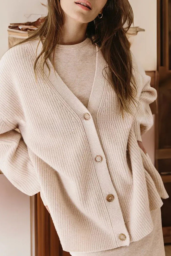 Gracefully Styled Cardigan for Any Occasion
